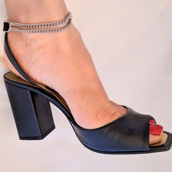 DKNY leather sandals - Picture 2 of 8